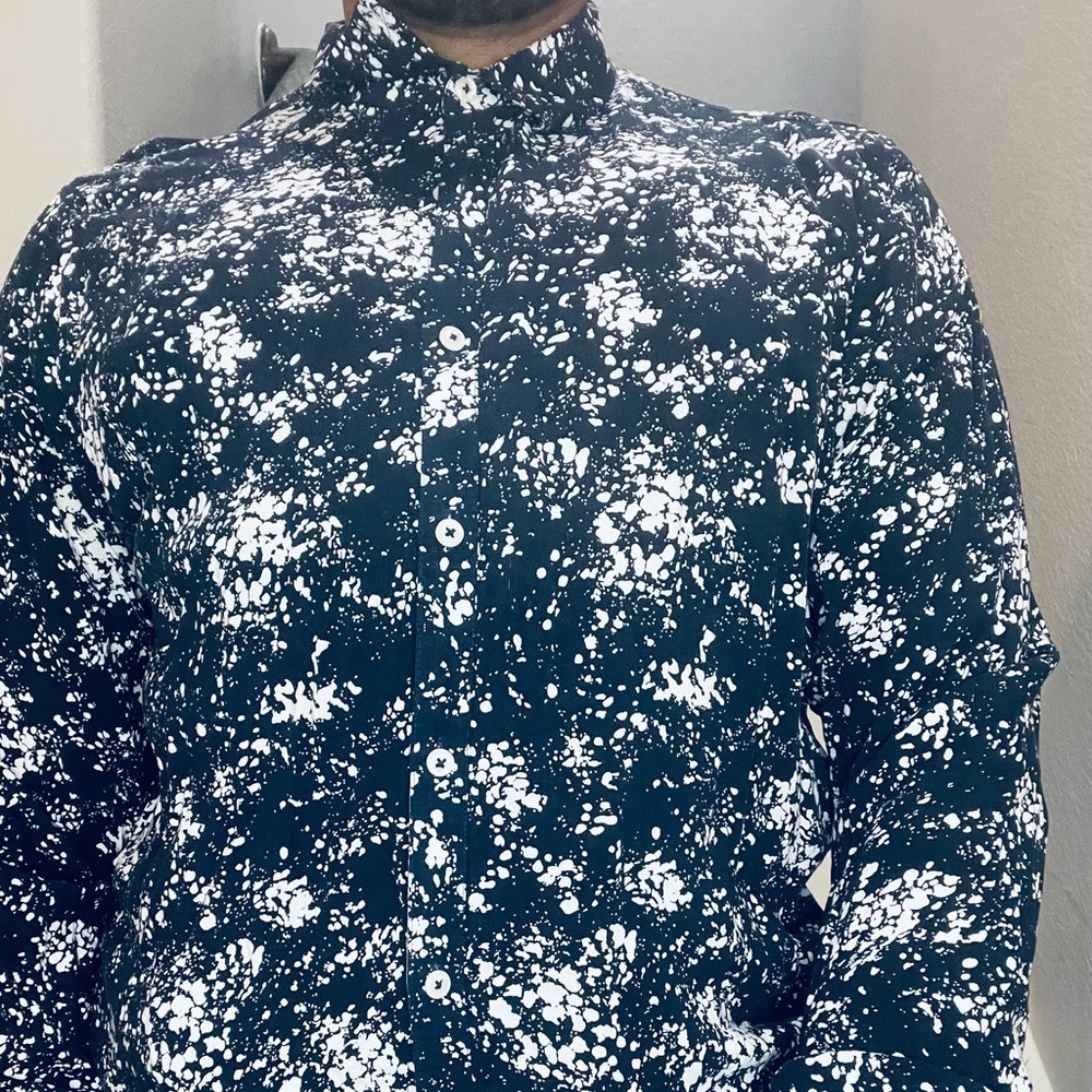 Longsleeve light button down